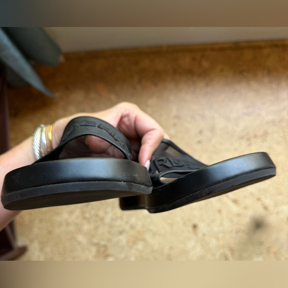 Burberry ‘Buckingham’ Mesh & Leather Logo Slides - Picture 11 of 14